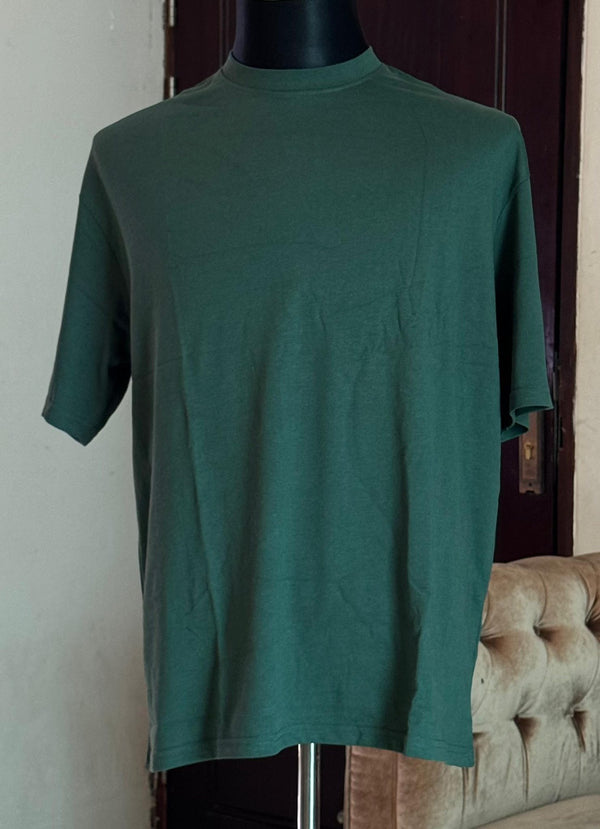 Unisex t shirt crafted with durable, breathable fabrics for all-day comfort