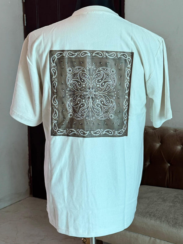 Unisex t shirt crafted with durable, breathable fabrics for all-day comfort