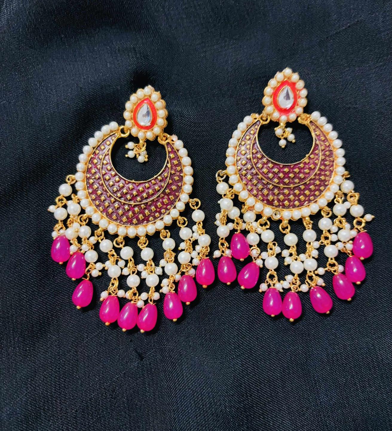 Brand New Earring Pair – Stylish & Trendy